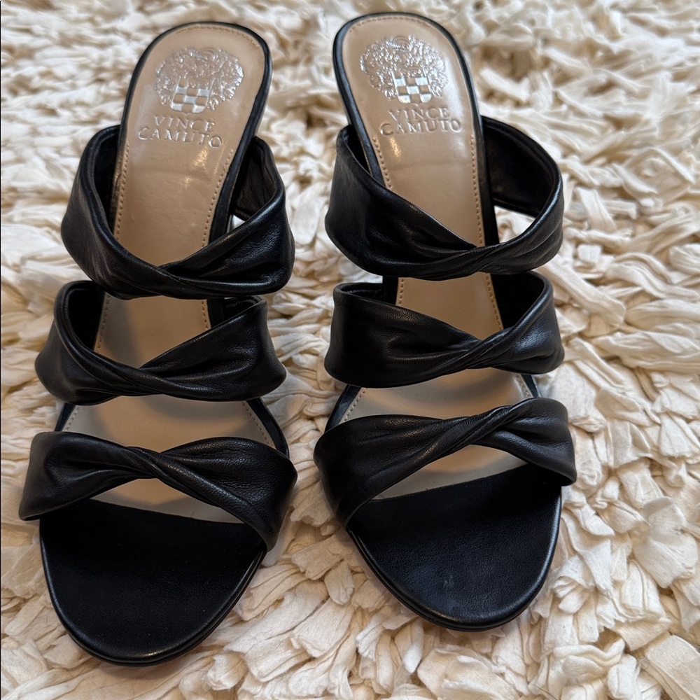 Vince Camuto black leather heels - Picture 7 of 8
